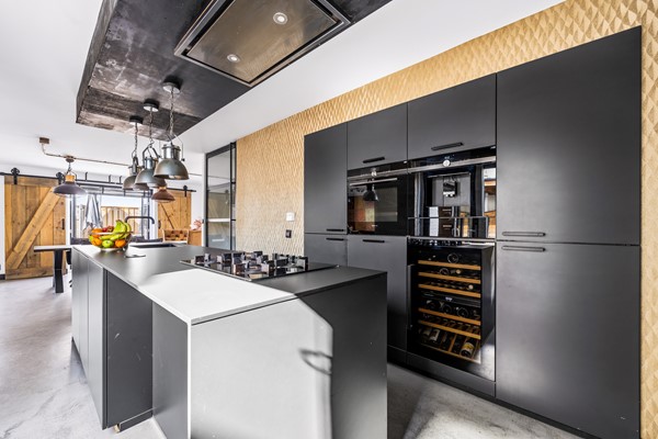 Medium property photo - Bekerstraat 12, 2492 WD The Hague
